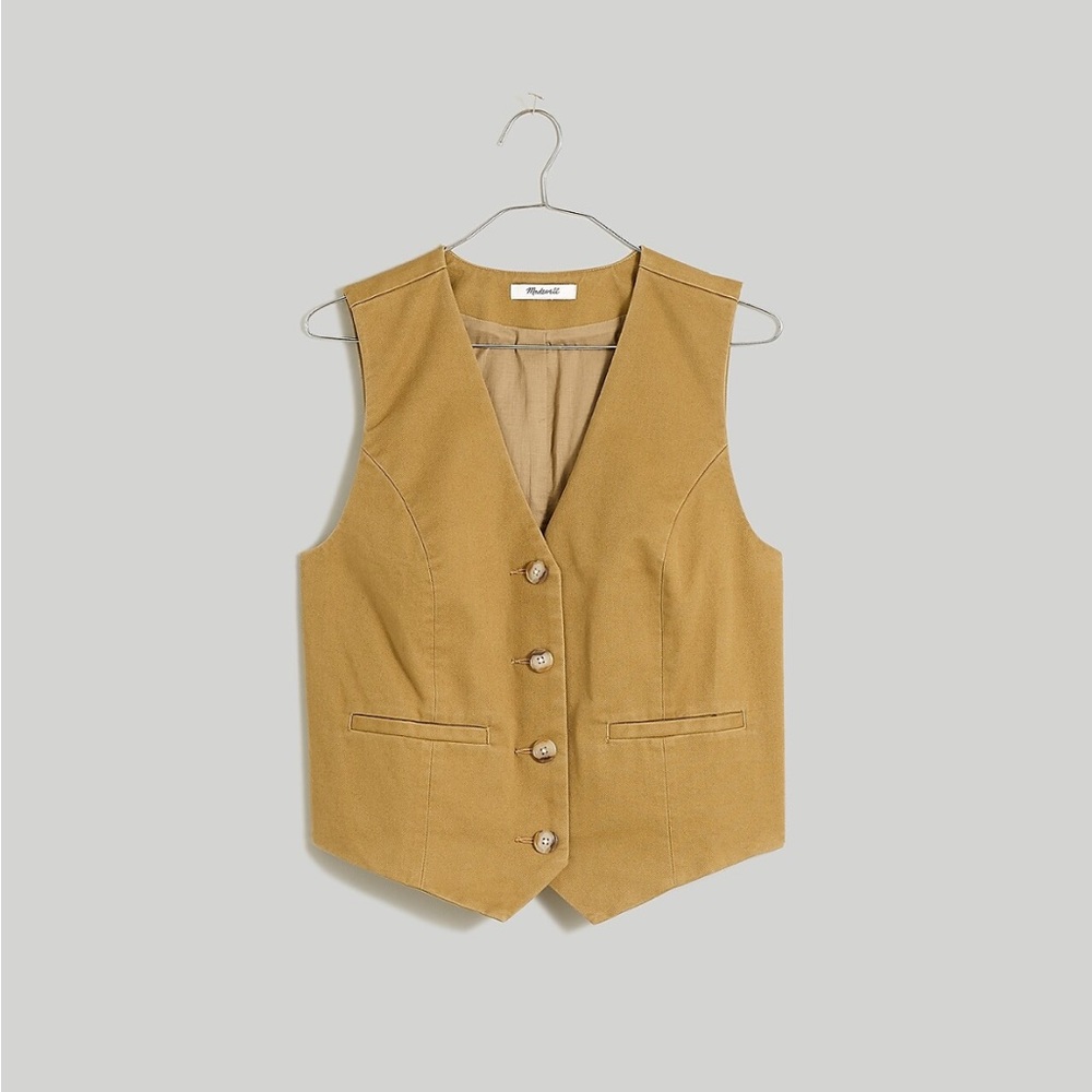 Madewell button front vest in regenerative chino